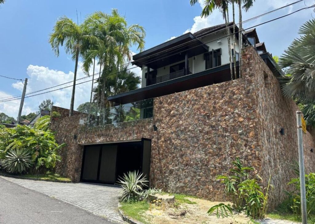 The Luxurious 1 @ Grand Bali — Bali-inspired tropical villa perfect for corporate team building and group activities in Johor Bahru, Malaysia.